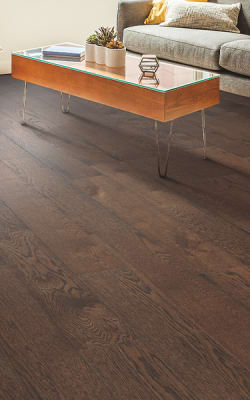 Hardwood flooring in Colonial Heights, VA from Southpark Carpet & Flooring Outlet