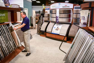 Flooring experts near you