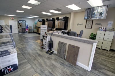 Highly rated flooring shop serving the Nashville, TN area