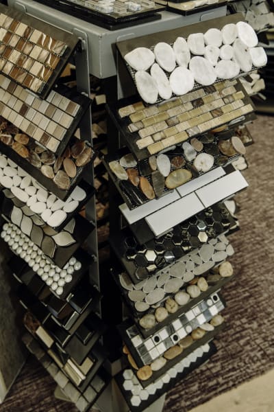Flooring showroom servicing Fort Wayne, IN