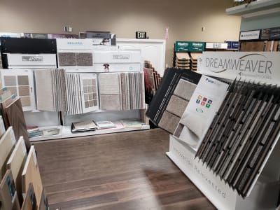 Flooring experts near you
