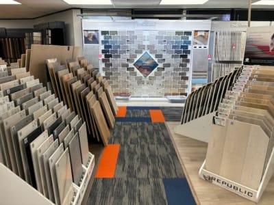 Flooring Warehouse showroom in Houston, TX servicing the Round Rock, TX area