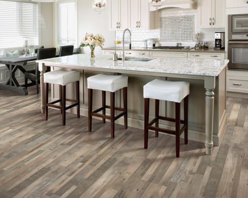 Modern laminate flooring in Flushing, MI from Flint Carpet Company