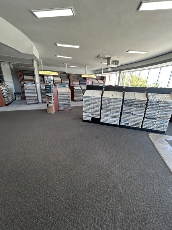 Carpet Corner showroom in Kansas City, KS servicing the Olathe, KS area