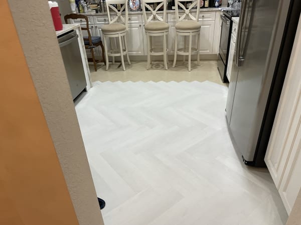 Flooring professionals serving the Del Ray Beach, FL area