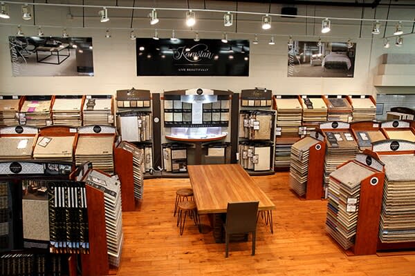 Flooring shop serving the Orland Park, IL area