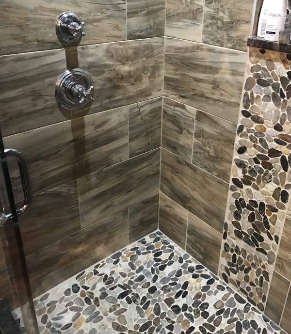 Shower remodeling work in Windsor, ON from Hi Neighbor Floor Covering Co