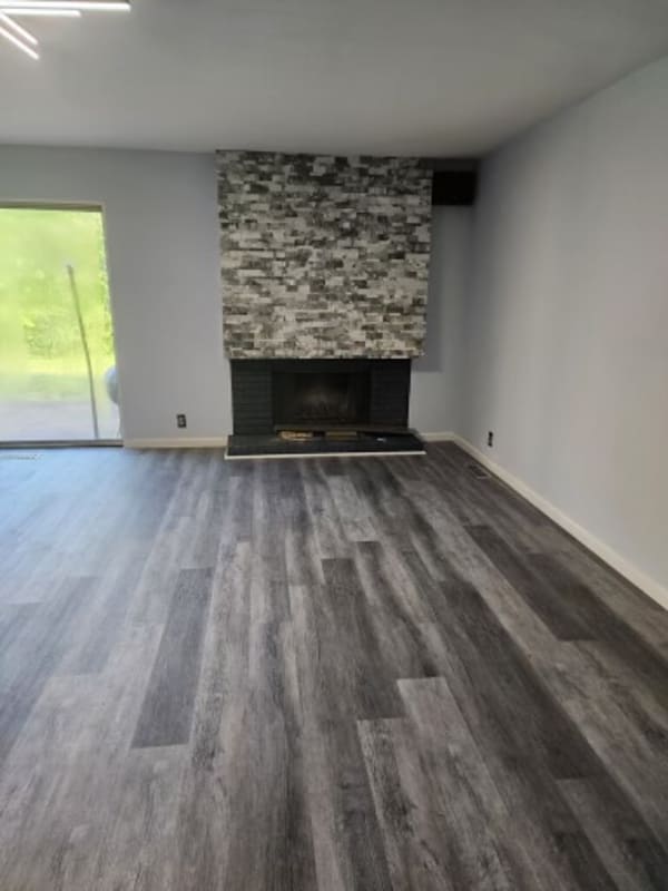 LVP Family Room work in Madison, IL from Best Buy Flooring