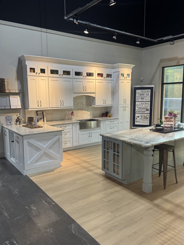 Dalton Wholesale Floors showroom in Adairsville, GA