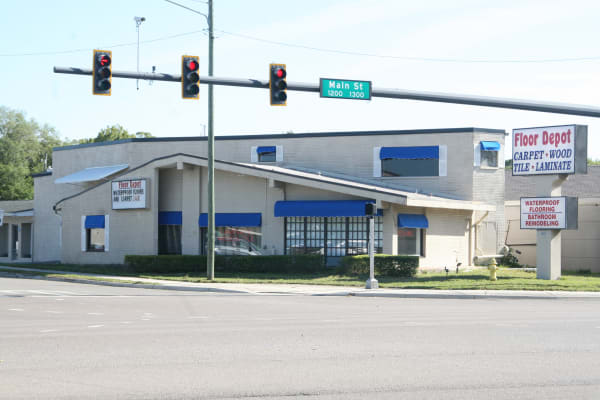 Flooring shop serving the Dunedin, FL area