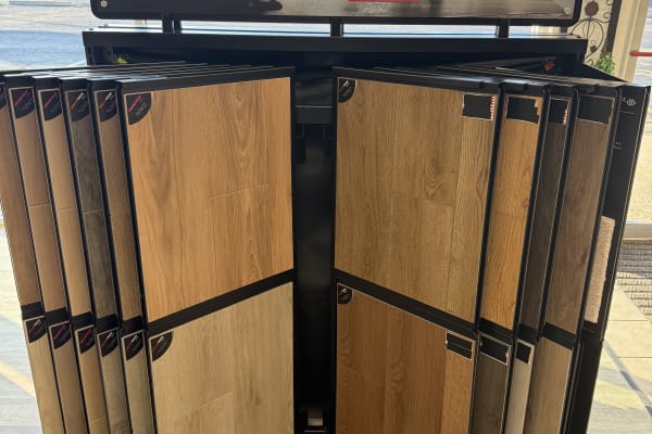 Menasha, WI area flooring experts