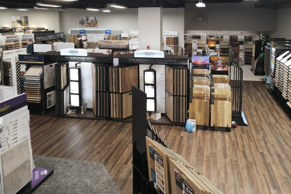 Flooring shop serving the Akron, OH area