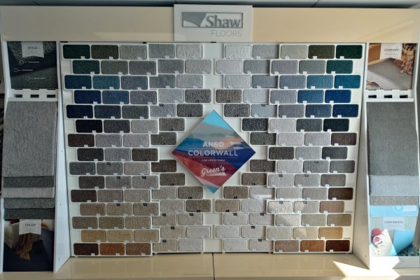 Flooring shop serving the Kansas City, MO area