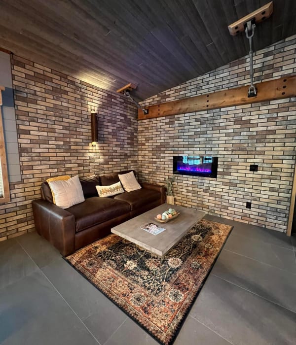 Why should you choose us? | HomeTown Flooring