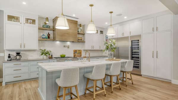 Cabinets in Sarasota, FL from Kitchen & Home Solutions
