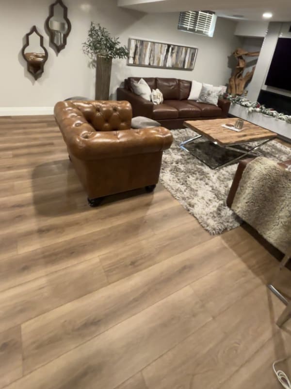 Luxury Vinyl plank in Windsor, ON