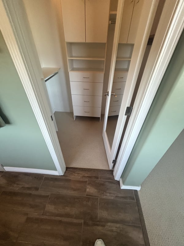 Hard surfacHard surface flooring in San Mateo, CA