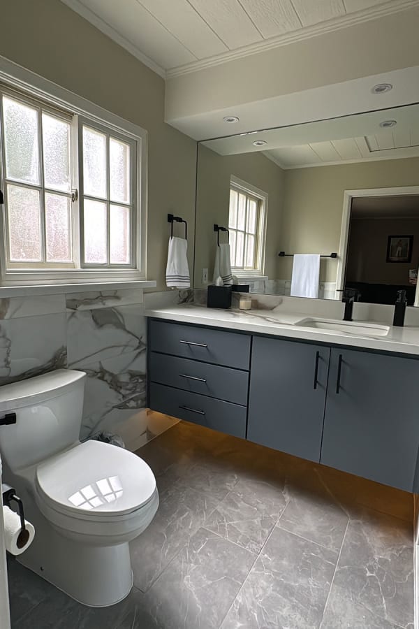 Bathroom Remodel in Chatsworth Dr in West Houston, TX