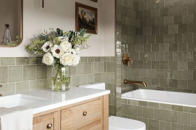 About tile in Amherstburg, ON from SUMMIT FLOOR & WALL COV LTD