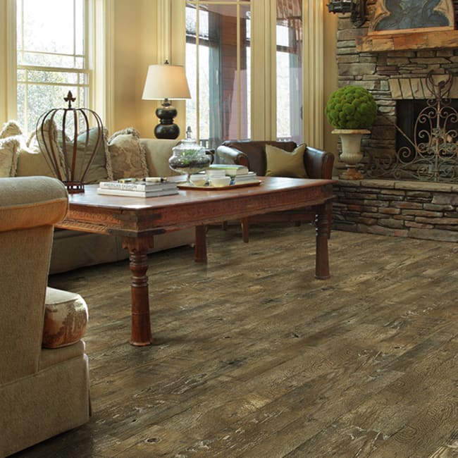 Request a free estimate from Creative Carpet & Tile in Oak Ridge, TN