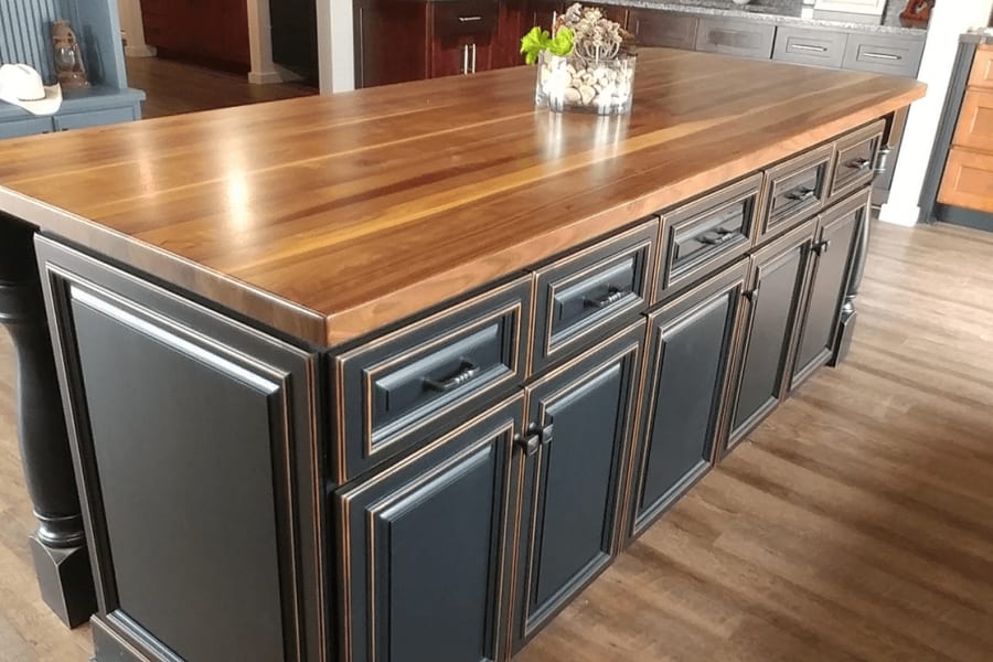 Custom Cabinetry from Flooring n Beyond