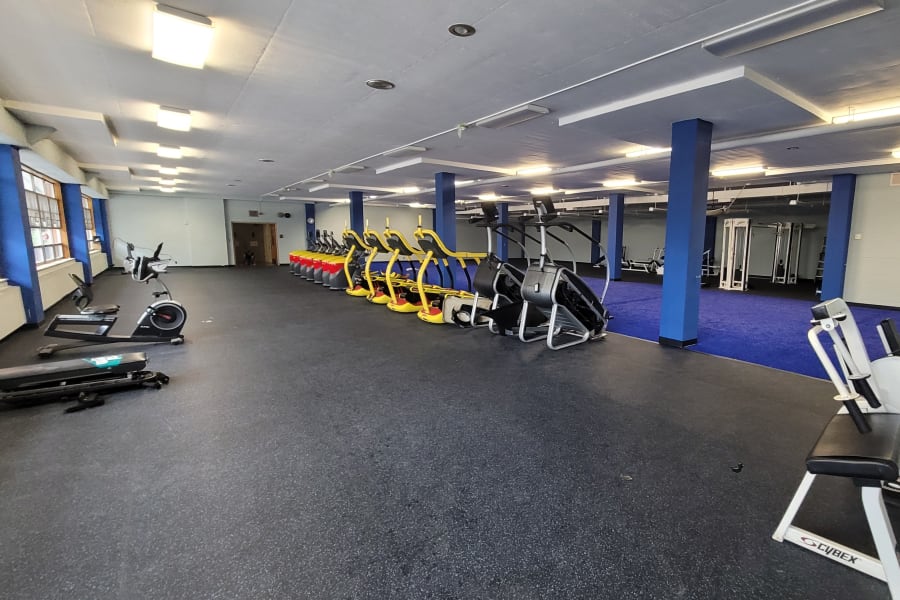 Gym & Epoxy Gallery in Newark, NJ