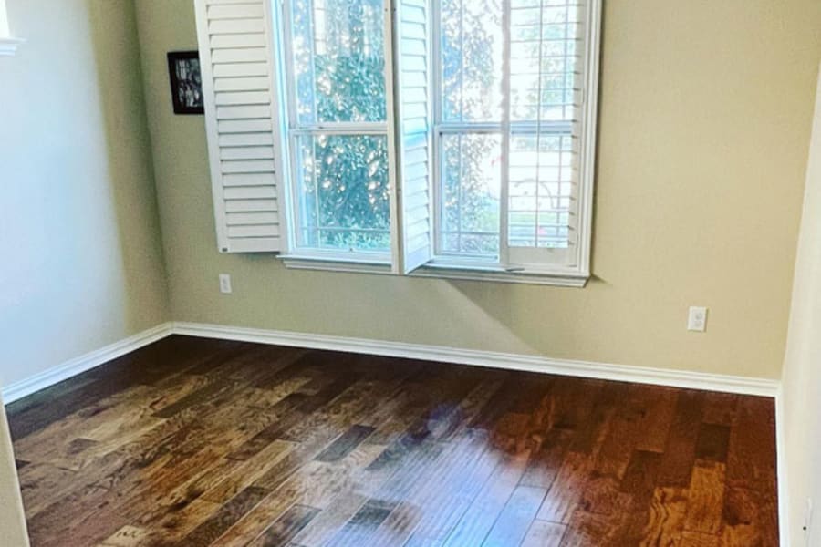 Hardwood refinishing in Seguin, TX from New Day Floors LLC