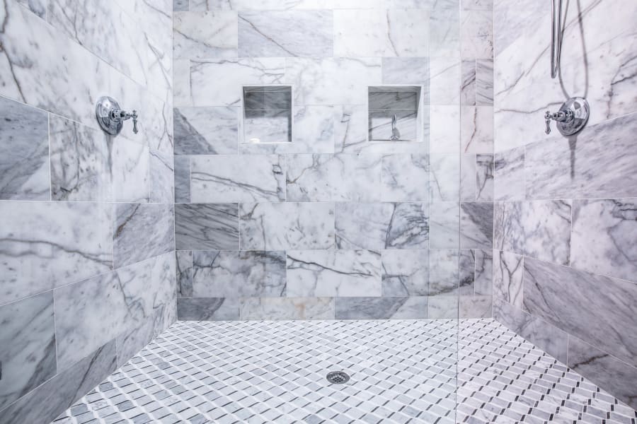 Tile gallery in Arlington, TX from OaKline Floors