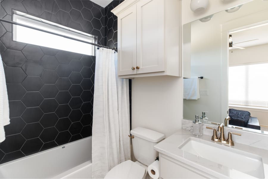 Tub Surrounds Gallery in College Station, TX