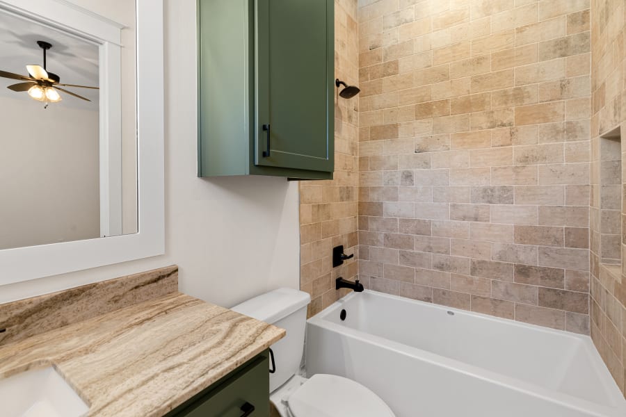 Tub Surrounds Gallery in College Station, TX