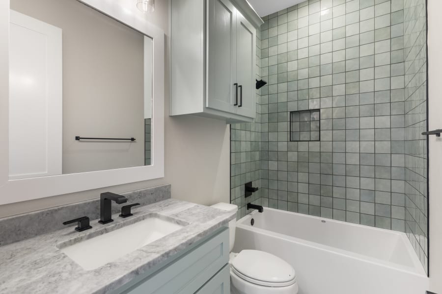 Tub Surrounds Gallery in College Station, TX