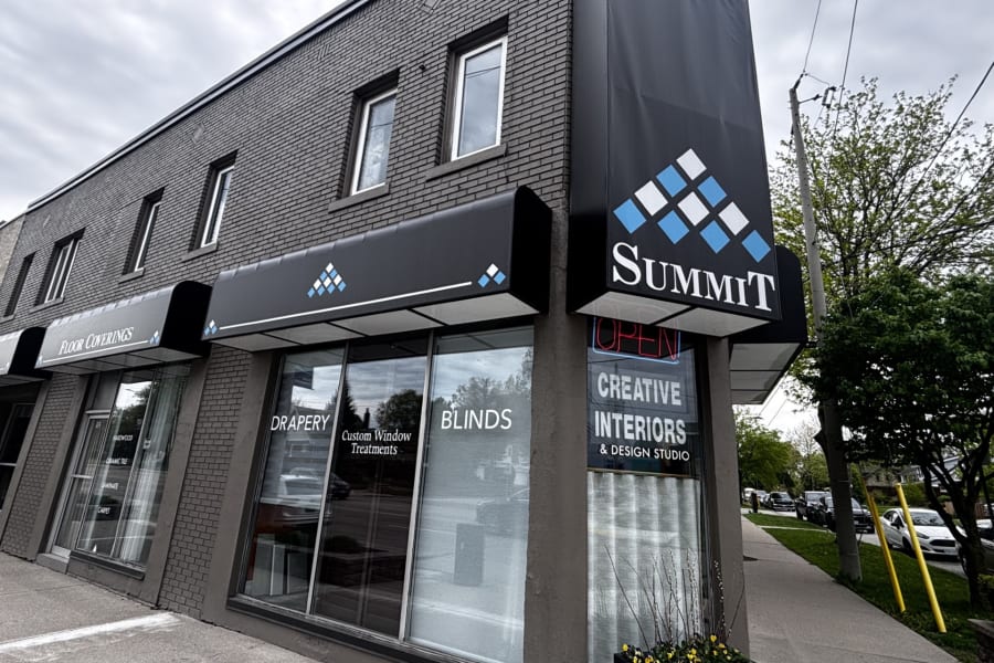 SUMMIT FLOOR & WALL COV LTD showroom in Location