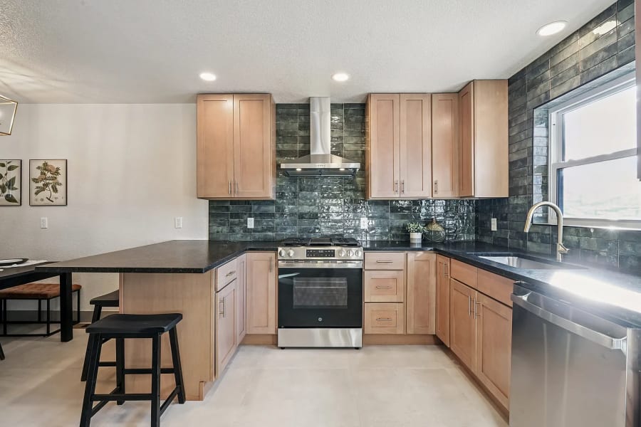 Kitchen-Cabinets-Store-Newport-Street-Denver-CO