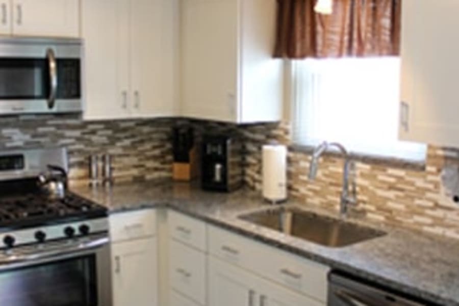 Cabinets and countertops in Clinton Township, MI from Ultra Floors