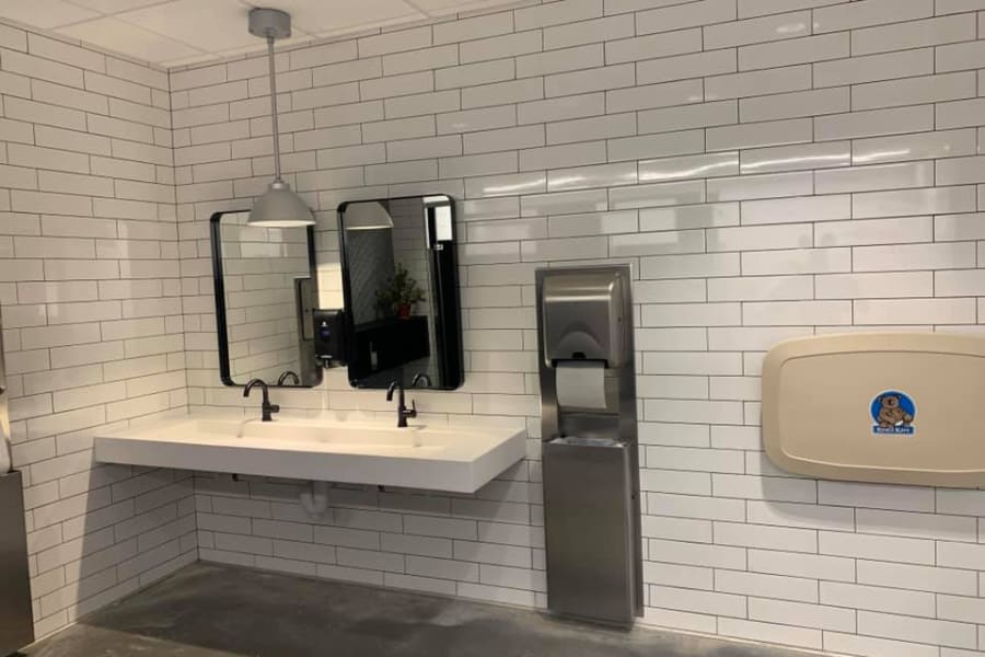 Commercial in Overland Park, KS