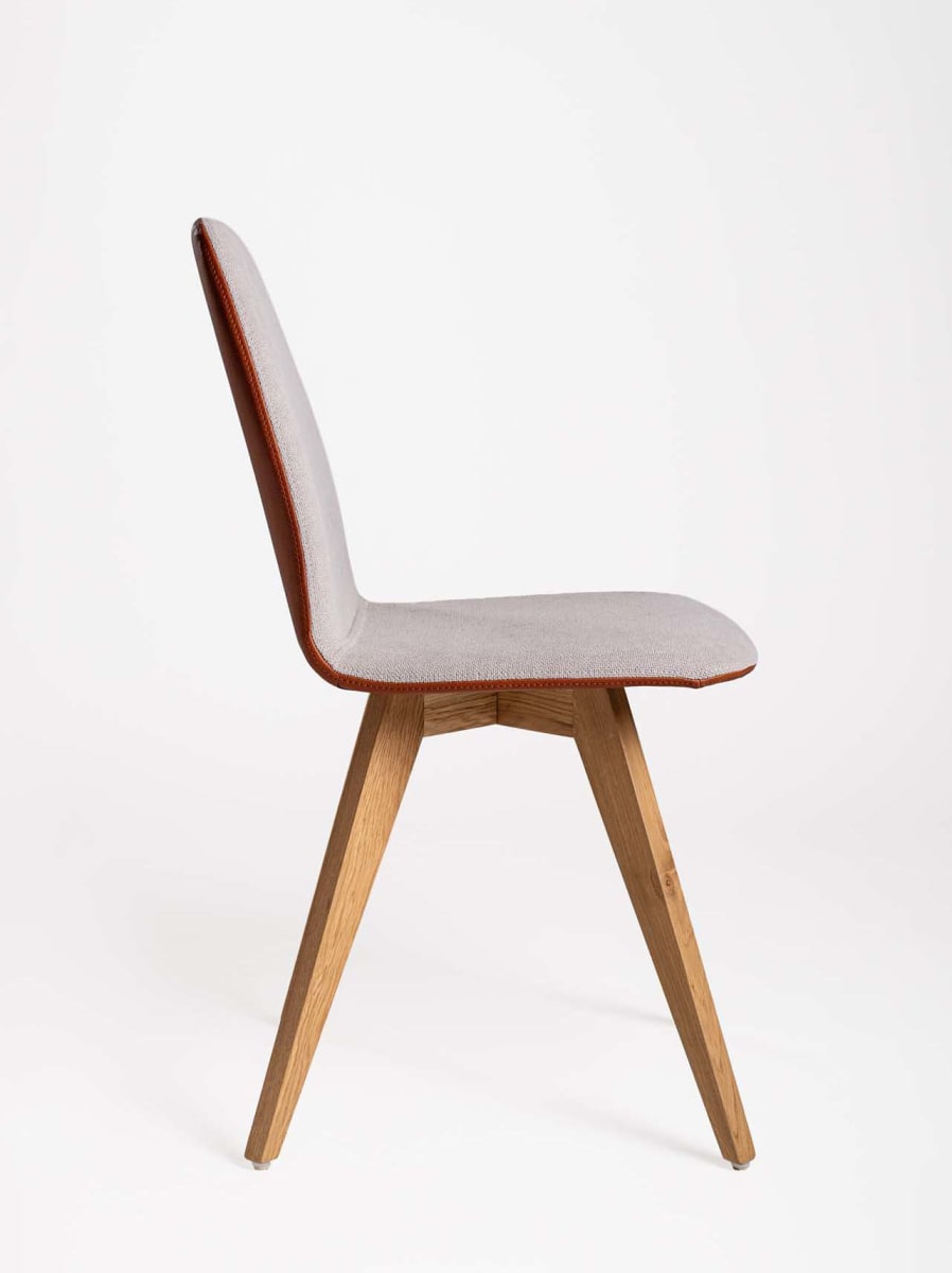 F 84 Sessel