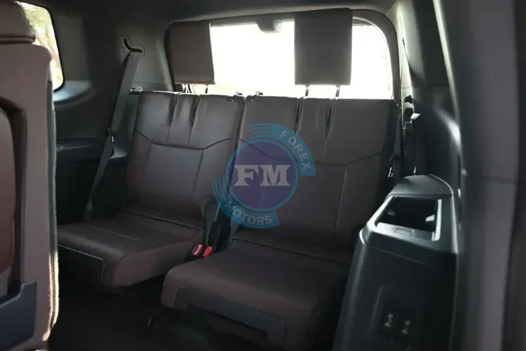 2025 PRADO ADVENTURE 2.4L PETROL 4WD 7 SEAT AUTOMATIC SEATS
