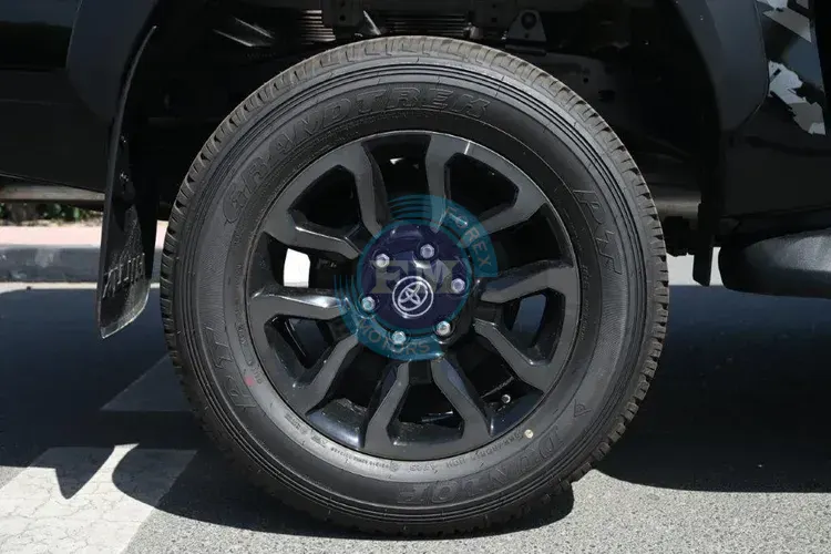 2025 MODEL TOYOTA HILUX DOUBLE CAB PICKUP ADVENTURE+ V6 4.0L 4WD AUTOMATIC WHEEL