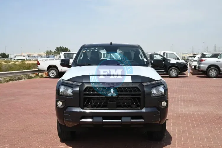 MITSUBISHI L200 DOUBLE CAB PICKUP GLX FRONT