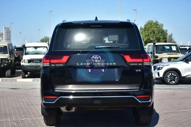 2026 TOYOTA LAND CRUISER 300 VX+ V6 4.0L PETROL 7 SEATER AUTOMATIC BACK