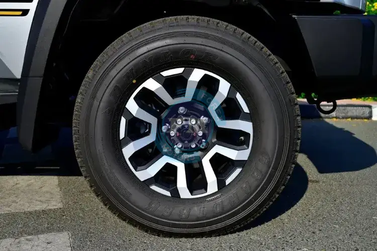2025 MODEL TOYOTA LAND CRUISER 76 HARDTOP LX-Z V6 4.0L 4WD 5-SEATER AUTOMATIC-40TH ANNIVERSARY WHEEL