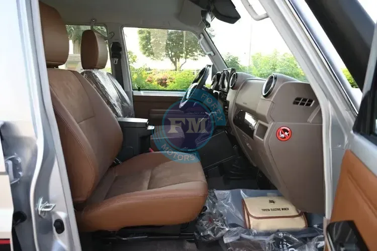 2025 MODEL TOYOTA LAND CRUISER 76 HARDTOP LX-Z V6 4.0L 4WD 5-SEATER AUTOMATIC-40TH ANNIVERSARY FRONT SEAT