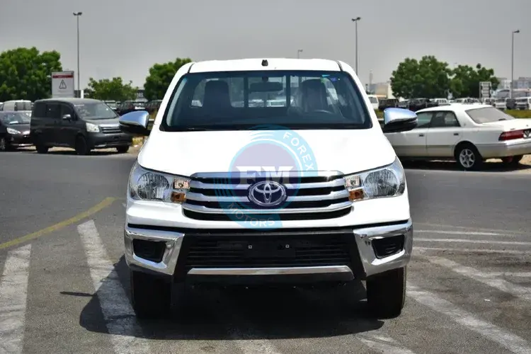 2025 MODEL TOYOTA HILUX DOUBLE CAB GL 2.4L DIESEL 4X2 5-SEATER MANUAL FRONT