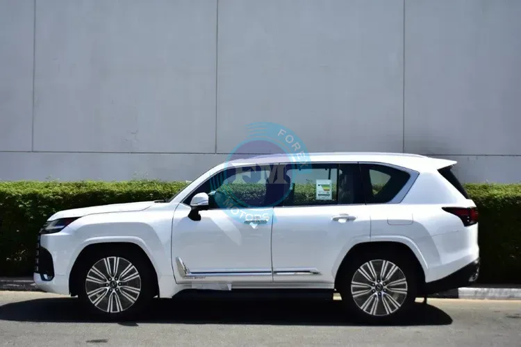 2023 MODEL LEXUS LX500D TURBO SPORT V6 3.3L DIESEL 7-SEATER AUTOMATIC SIDE