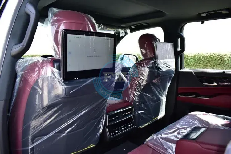 Luxury Lexus | SUV with Screen
