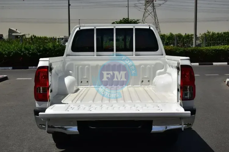 2025 MODEL TOYOTA HILUX DOUBLE CAB GLS-G 2.7L 4X2 AUTOMATIC BACK1