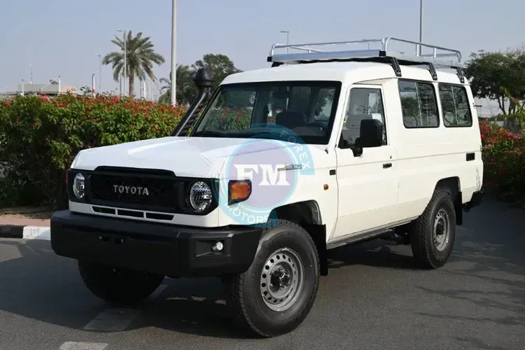 2025 MODEL TOYOTA LAND CRUISER 78 HARDTOP V6 4.0L 4WD 9-SEATER AUT0MATIC-40TH ANNIVERSARY SIDE