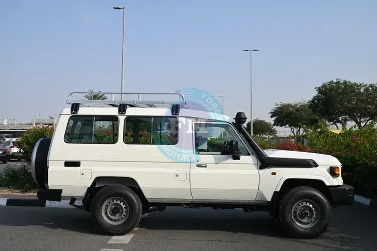 2025 MODEL TOYOTA LAND CRUISER 78 HARDTOP V6 4.0L 4WD 9-SEATER AUT0MATIC-40TH ANNIVERSARY SIDE2