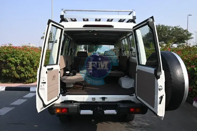 2025 MODEL TOYOTA LAND CRUISER 78 HARDTOP V6 4.0L 4WD 9-SEATER AUT0MATIC-40TH ANNIVERSARY4