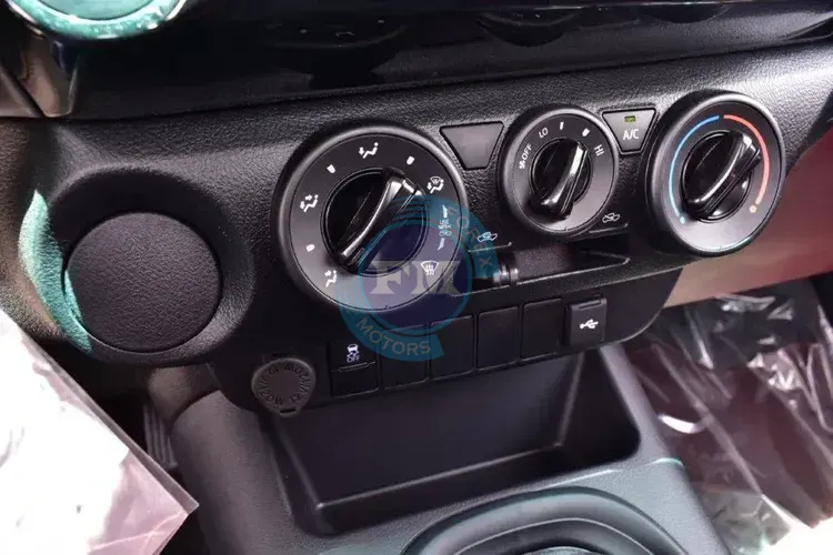 2025 MODEL HILUX SINGLE CAB PICKUP GLS-G 2.7L 4X2 MANUAL2
